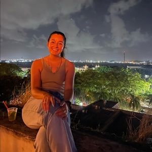 Meet your Posher, Mya